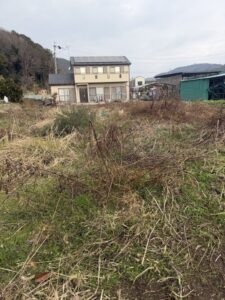 岐阜県岐阜市 畑 草刈り 作業前