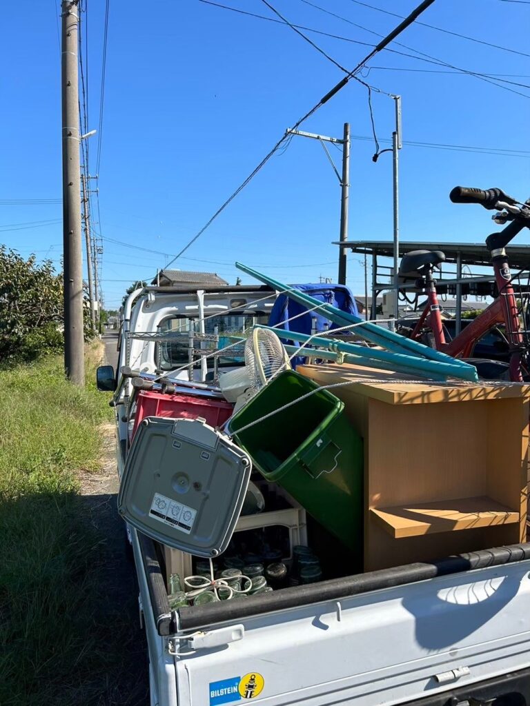 愛知県一宮市 片付け 不用品回収 軽トラ積載
