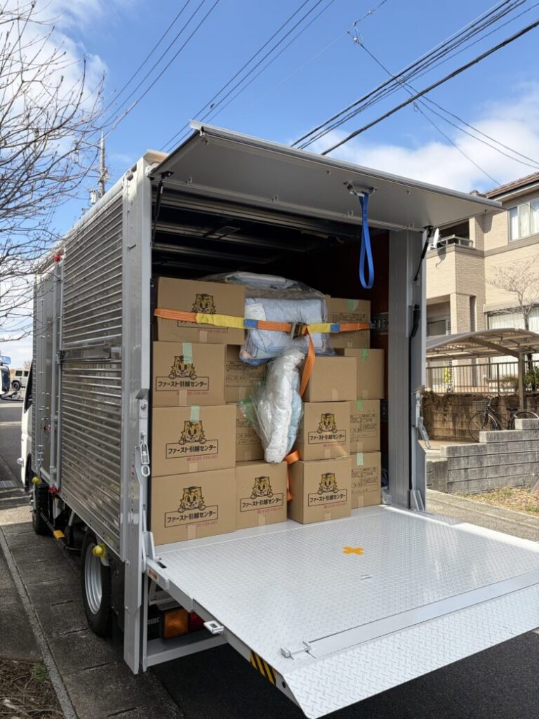 岐阜県岐阜市での引越し運搬作業の様子｜便利屋green